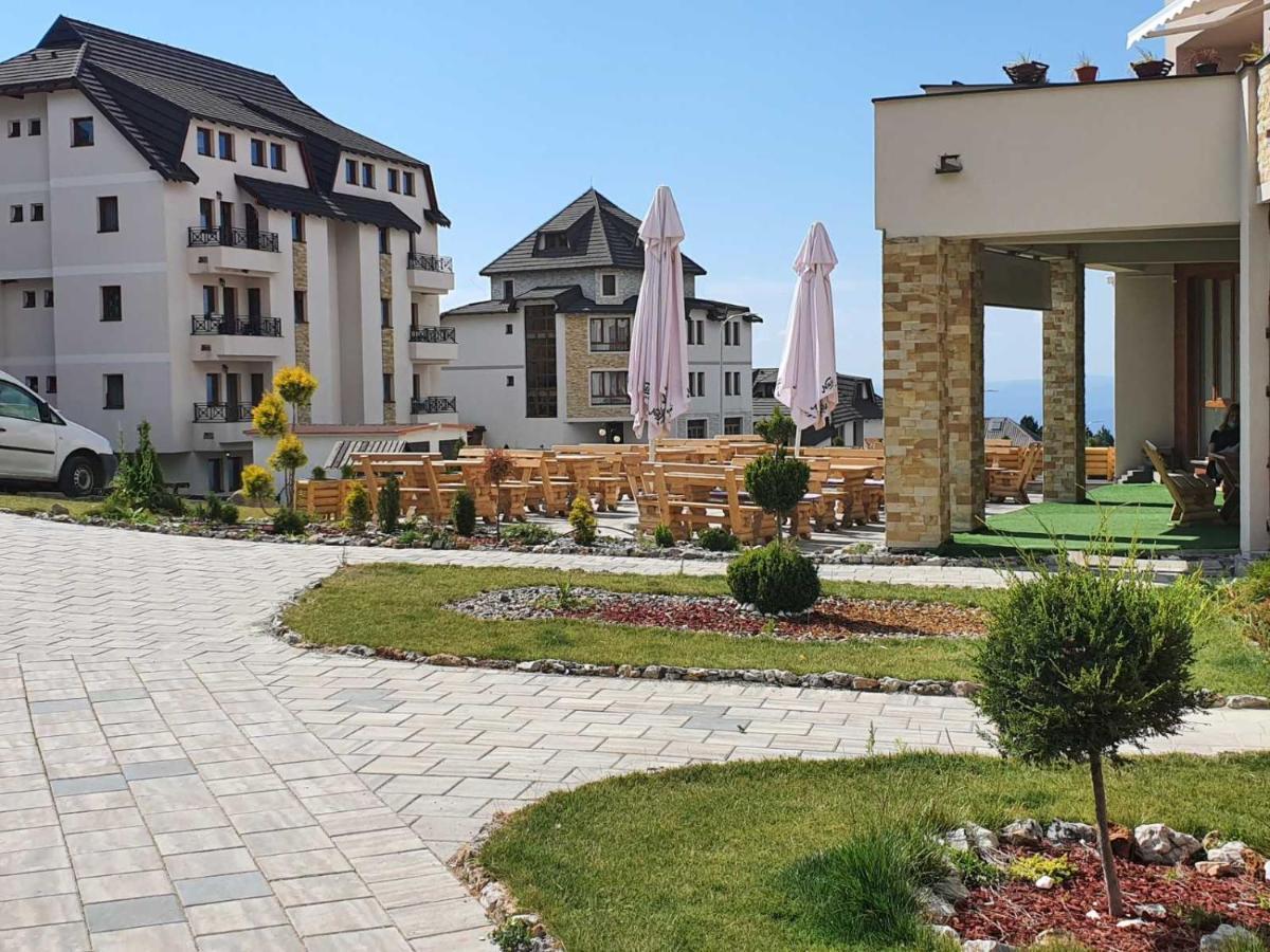 L&N Apartmani Kopaonik-Milmari Resort Buitenkant foto